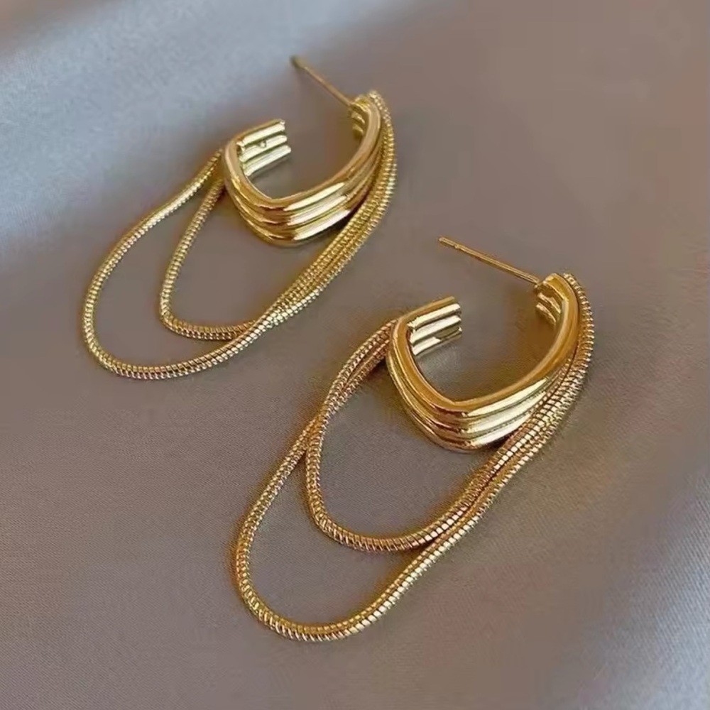 Izetta - Gold Color Tassel Earrings 2025 New Design